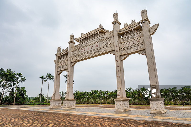 临高文澜文化公园牌坊历史长廊建筑，中国海南省直辖县临高县图片素材