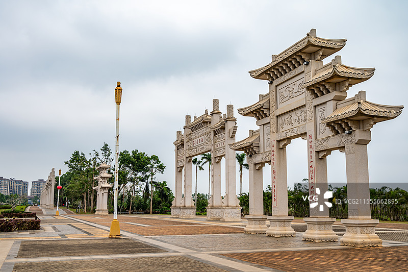 临高文澜文化公园牌坊历史长廊建筑，中国海南省直辖县临高县图片素材