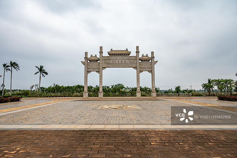 临高文澜文化公园牌坊历史长廊建筑，中国海南省直辖县临高县图片素材