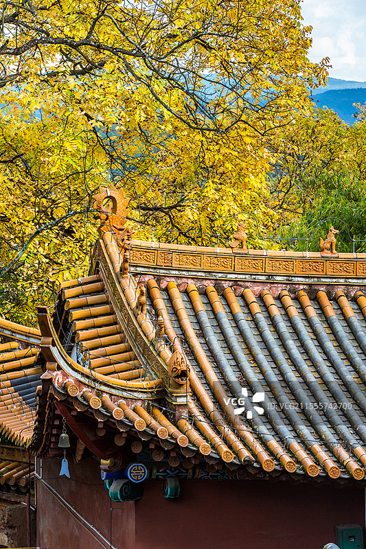 中国云南省昆明市安宁市曹溪寺建筑景观图片素材