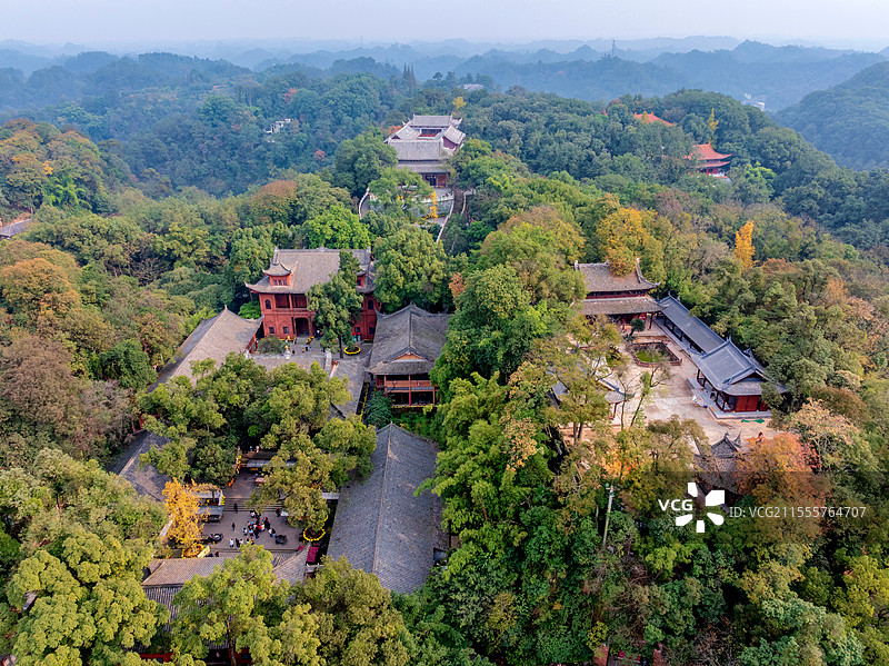 中国四川乐山大佛景区凌云寺航拍风光图片素材