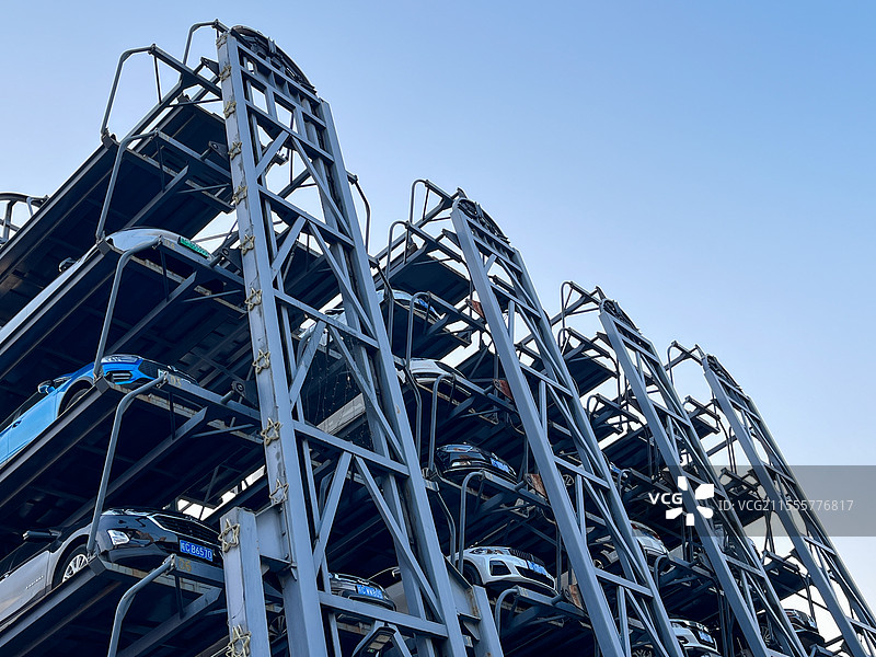 多层钢架立体停车场图片素材