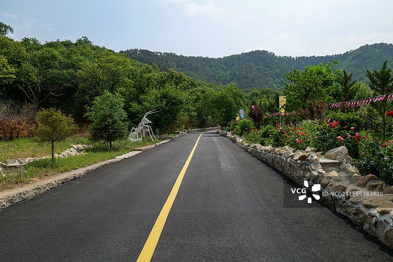 山东济南环龙山·环联小镇风景图片素材