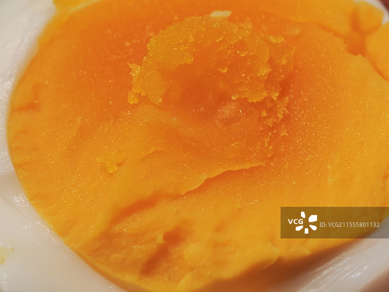 煮鸡蛋蛋黄特写微距图片素材