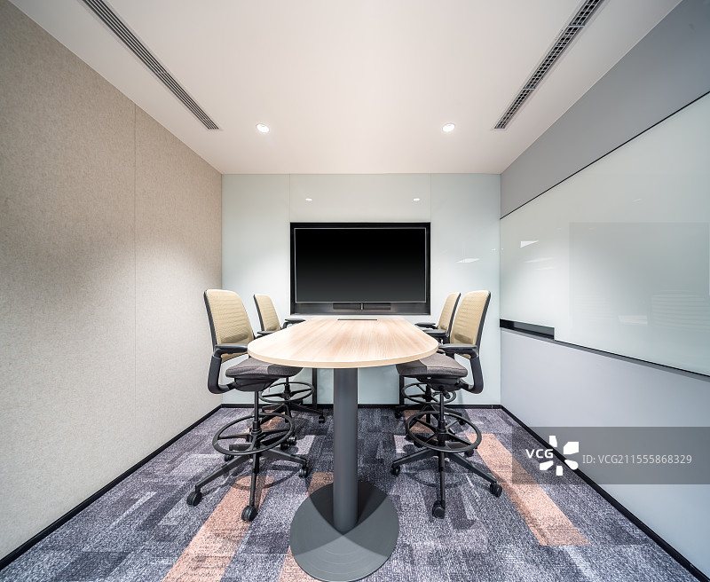 现代办公室会议室，现代办公空间室内空间设计图片素材