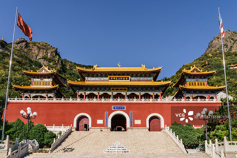 辽阳金刚山龙峰寺，隐匿于辽宁青山之中的千年古寺图片素材
