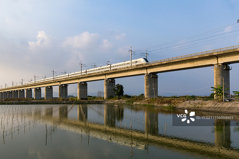 中国广东汕尾市长沙湾特大桥深汕铁路图片素材