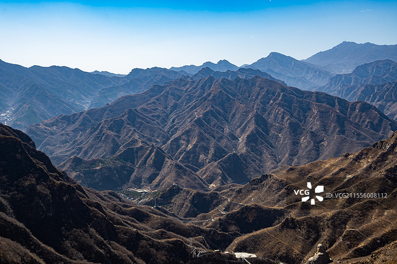 北京早春之房山圣莲山图片素材