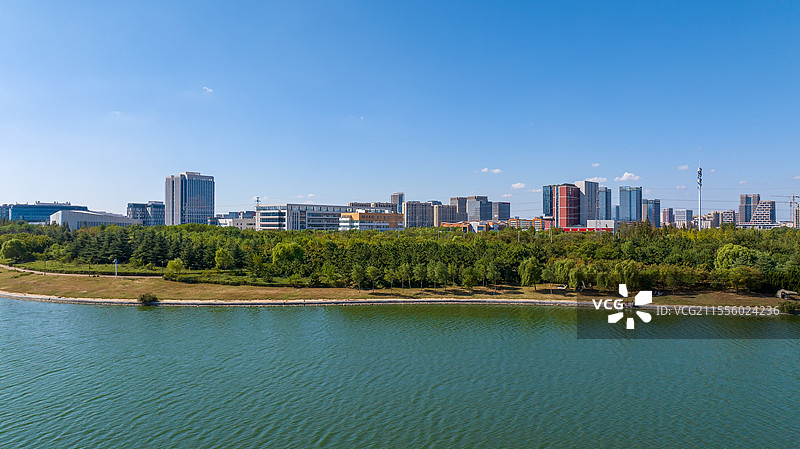 航拍青岛高新区祥茂河畔风光图片素材