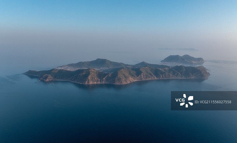军舰般的海岛图片素材