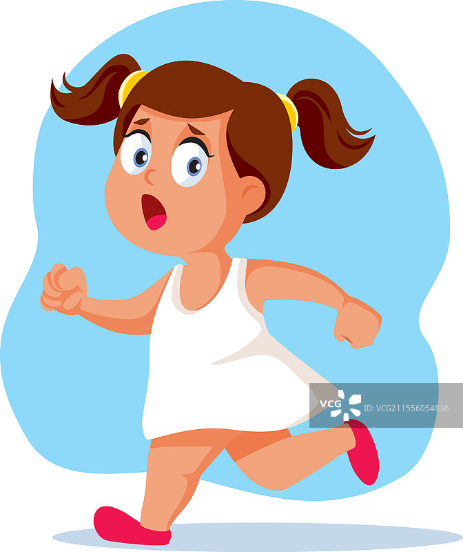 小女孩在奔跑图片素材