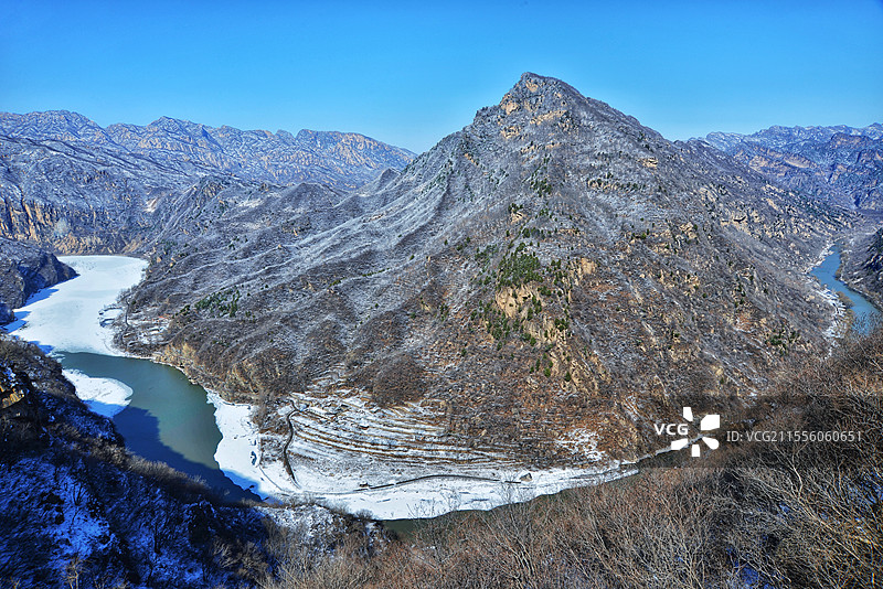 鹿皮关长城春雪图片素材