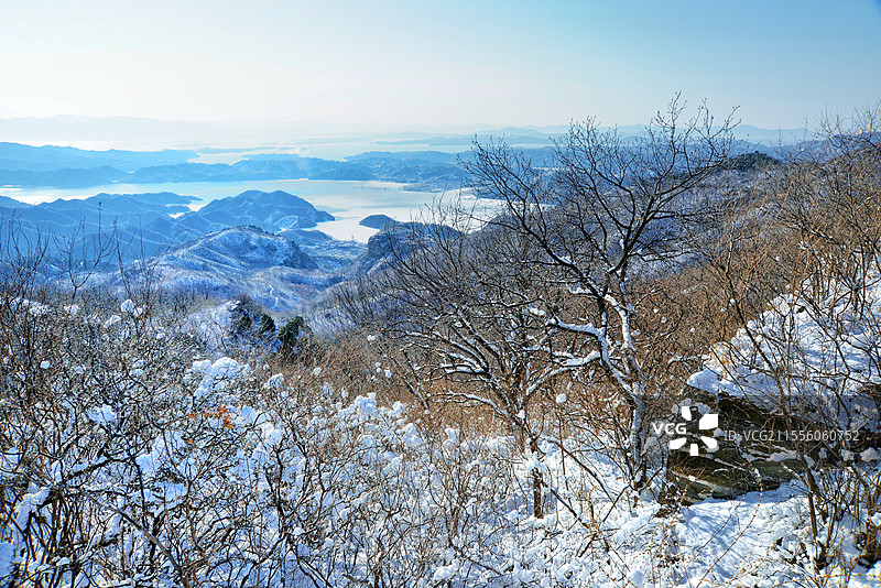 鹿皮关长城春雪图片素材