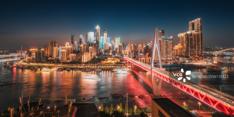 “山城孤岛”图片素材