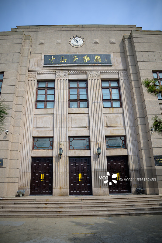 山东省青岛市中山路历史文化街区老建筑新气象图片素材