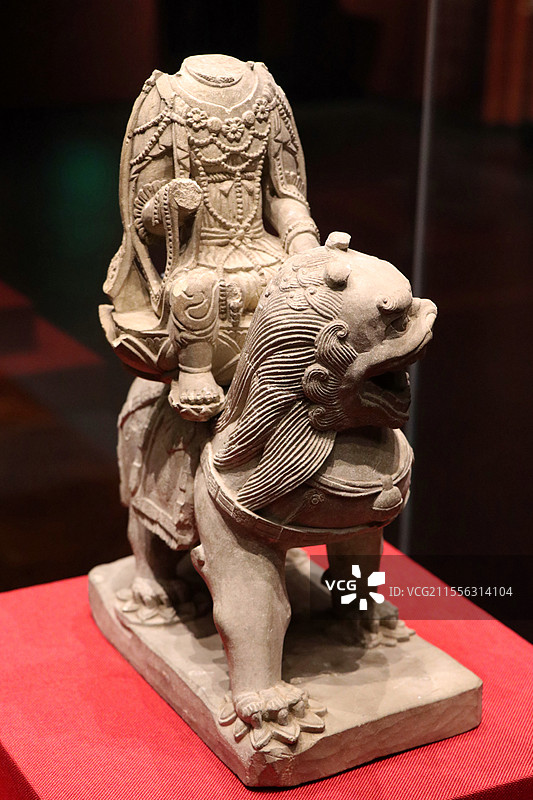 石雕文殊骑狮造像 辽 丰润区天宫寺塔出土 丰润博物馆图片素材
