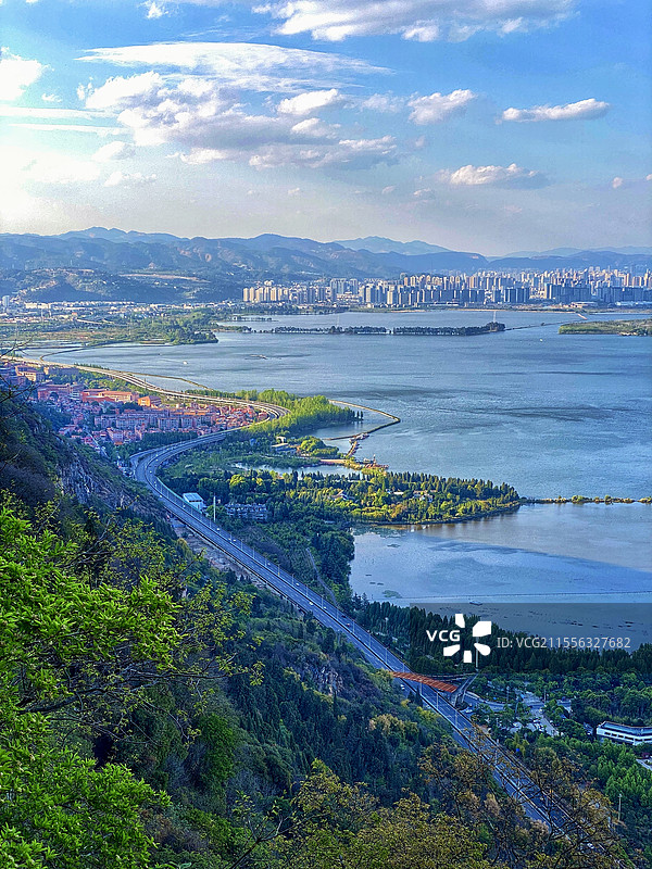 从西山俯瞰昆明滇池图片素材