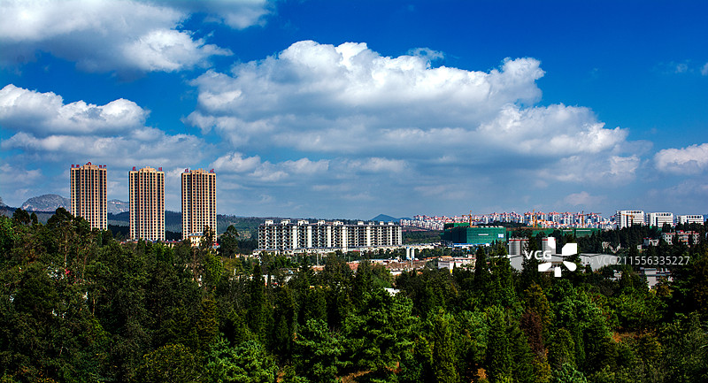 云南省昆明市安宁市太平镇新城风光图片素材