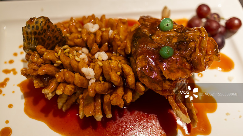 苏州特色菜松鼠鳜鱼图片素材