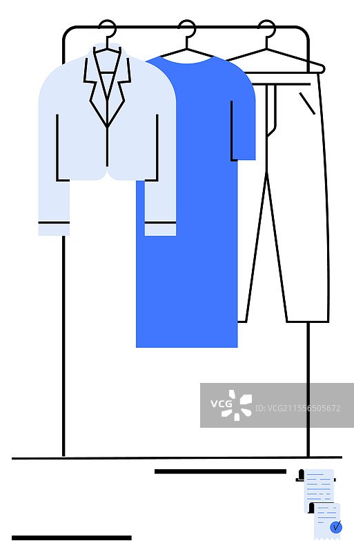 简约衣橱必备单品挂在衣架上图片素材