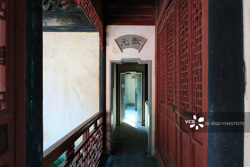 同里古镇珍珠塔园御史第走廊图片素材