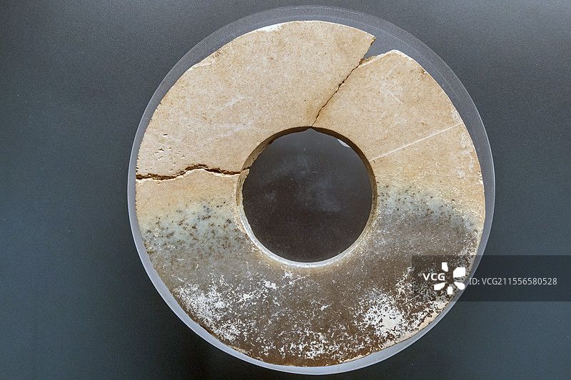 青海省博物馆玉璧齐家文化距今4200-3600年同德县宗日遗址出土图片素材