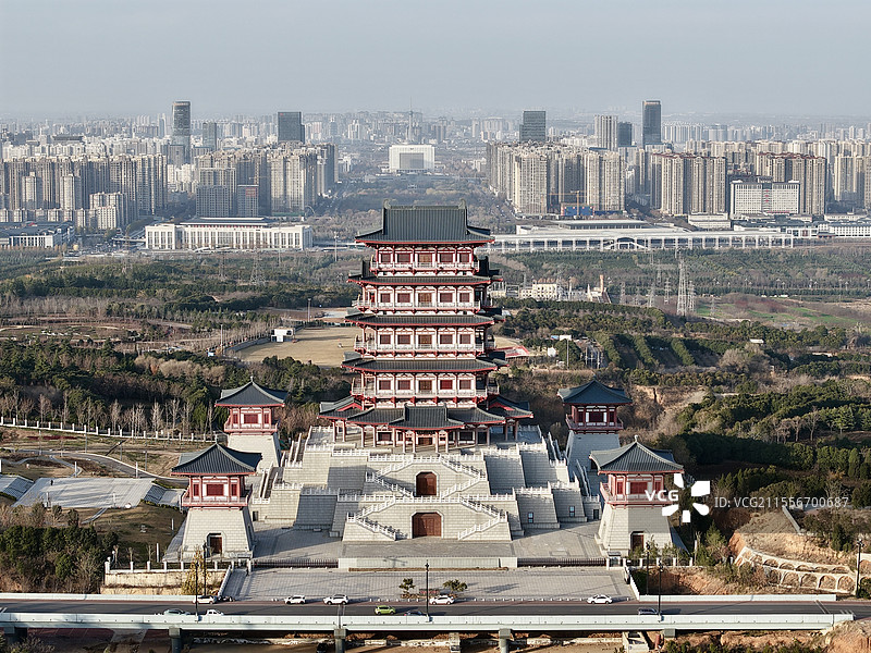 中国河南洛阳中轴线牡丹阁图片素材
