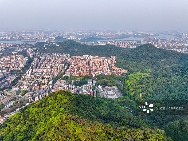 广东省佛山市南海区西樵山风景区宝峰寺航拍图片素材