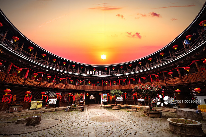 太阳出来了图片素材