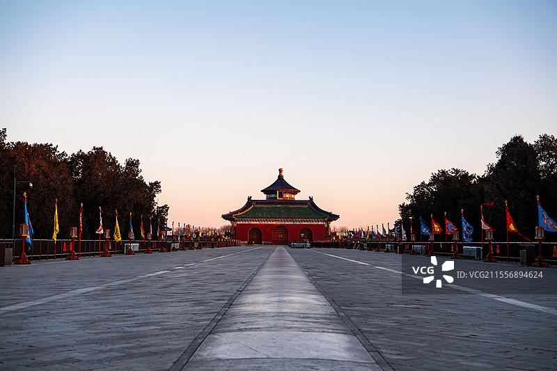 清晨北京天坛通往祈年殿的丹陛桥图片素材