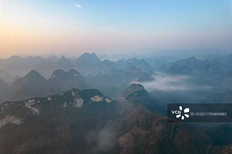 中国云南的云海风光图片素材