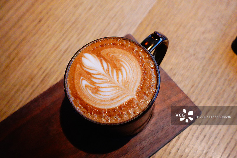 湖岸咖啡图片素材