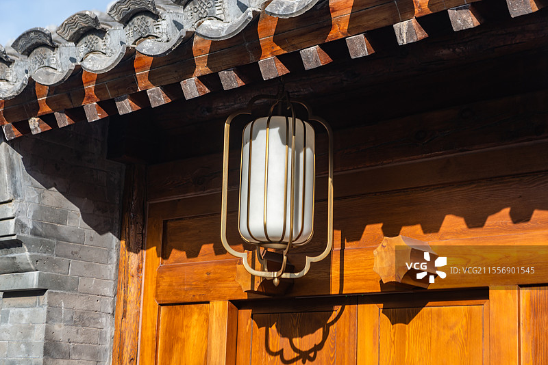 北京前门文华东方酒店四合院庭院木制大门图片素材