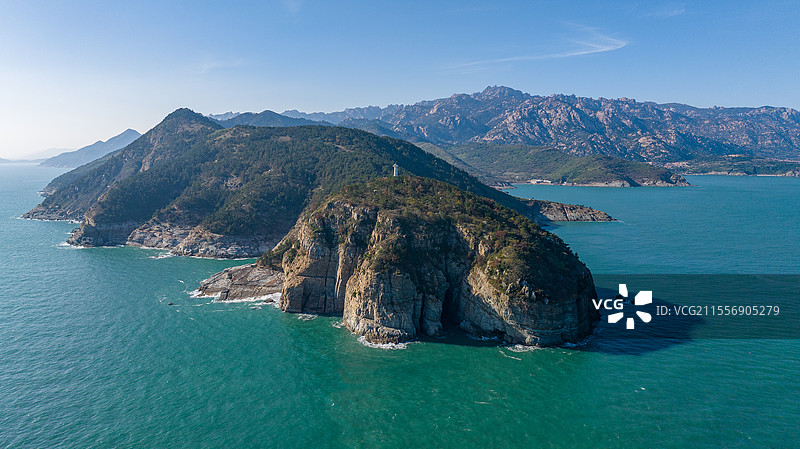 航拍青岛崂山八仙墩山峦全景图片素材