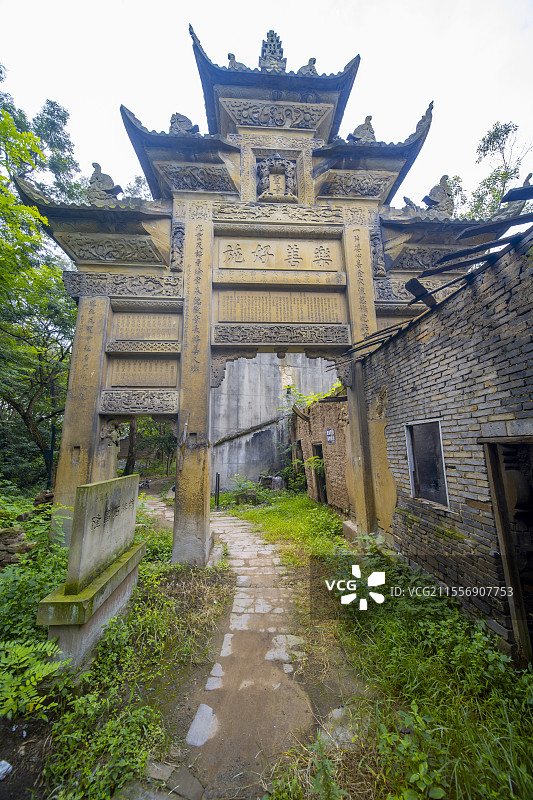 隆昌市古宇湖山地风光和云峰关的朝霞图片素材