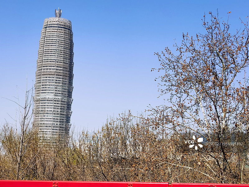 大玉米楼、大玉米、郑州、地标建筑、春天、高楼、风景图片素材