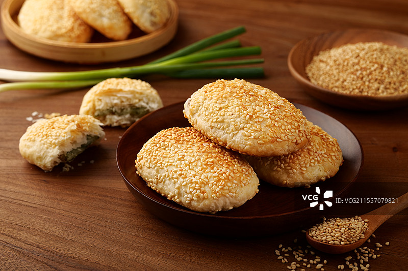 葱香芝麻烧饼图片素材