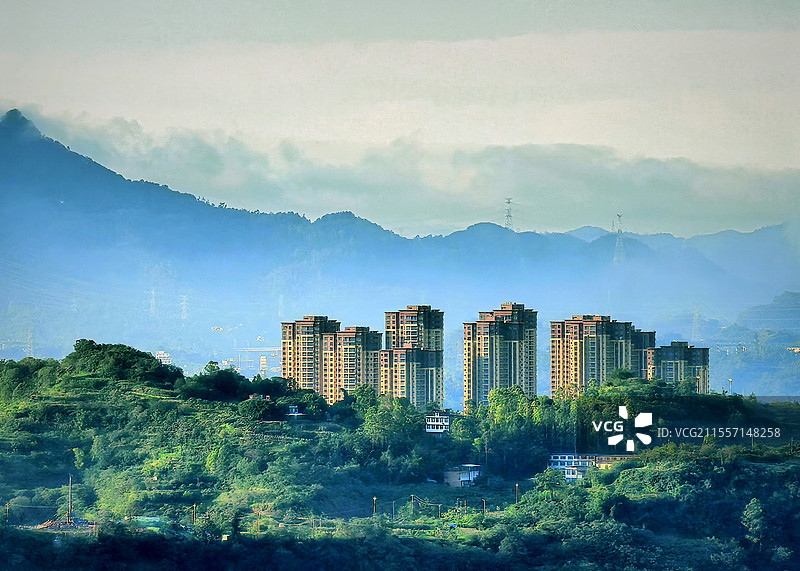 叠嶂深处有人家图片素材