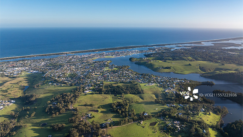 城市和海滩无人风景 lakes entrance湖口镇图片素材