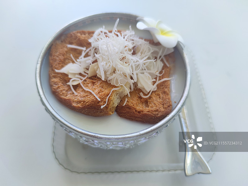 泡鲁达 泰国网红冷饮 椰浆椰丝饼干图片素材