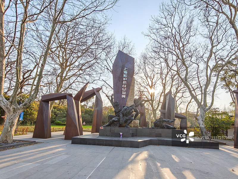 上海淞沪抗战纪念碑（位于上海淞沪抗战纪念公园内）图片素材