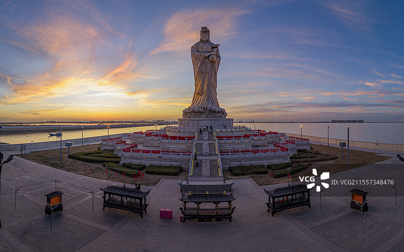 天津滨海新区生态城妈祖文化园晚霞图片素材