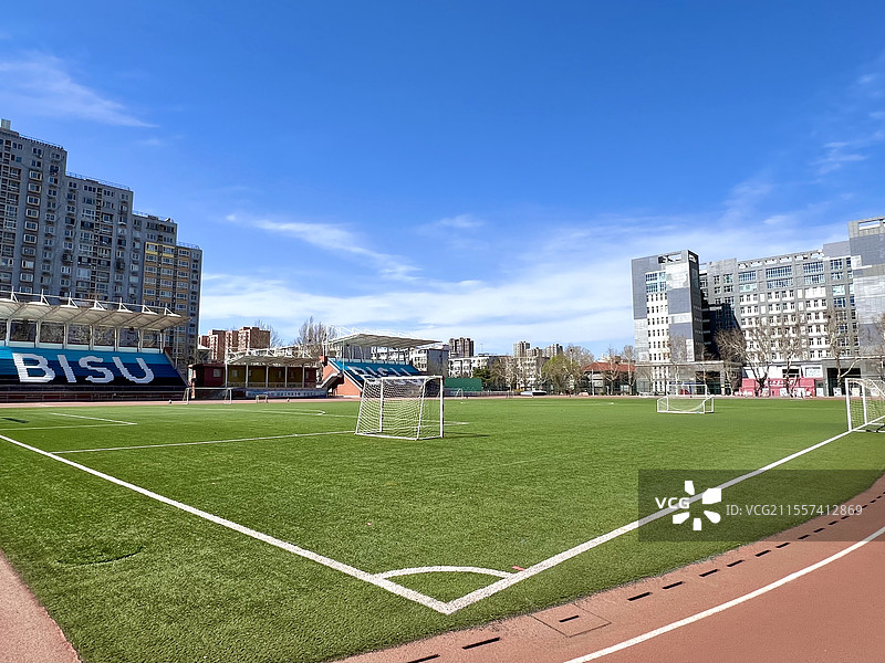 学校操场跑道图片素材