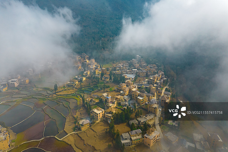 中国云南红河元阳梯田阿者科古村风光图片素材