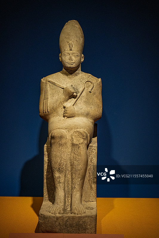 古埃及 图特摩斯三世坐像 新王国时期 公元前1550-前1069年 索哈杰省博物馆图片素材