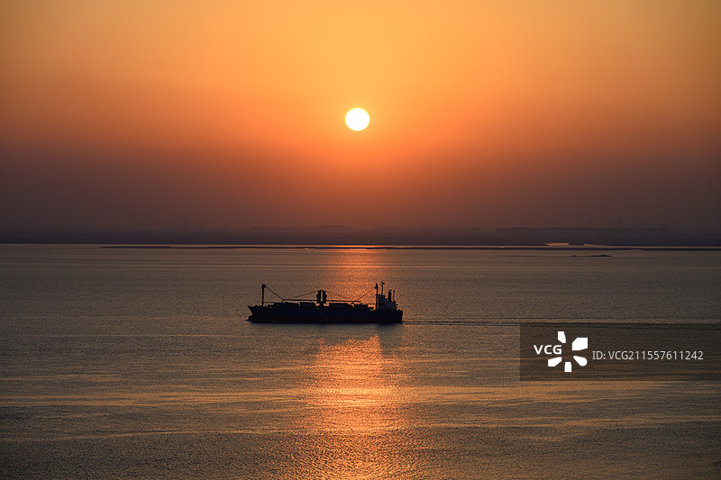 于狼山顶观长江日落2图片素材