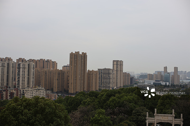 江西九江南山公园山顶城市传统文化高层建筑远景全景特写图片素材