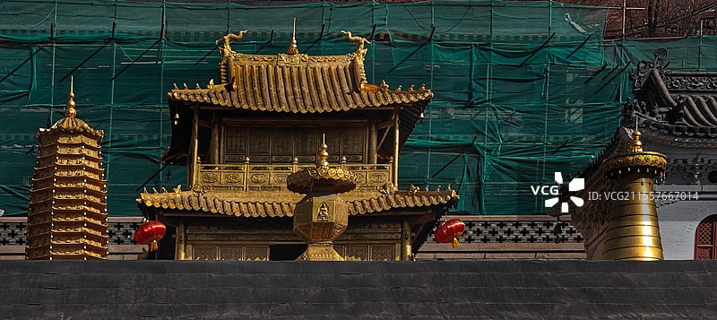 五台山显通寺始建于东汉时期是中国最早的佛寺之一与洛阳白马寺同为“释源宗祖”是五台山五大禅处之一全山寺图片素材