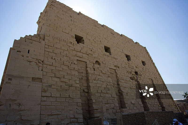 世界遗产 埃及旅行景点 卢克索 卢克索神庙 古埃及信仰 神庙壁画雕塑石柱图片素材