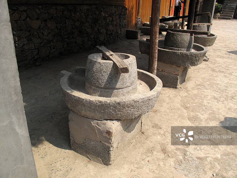 广西百色市那坡县石磨图片素材